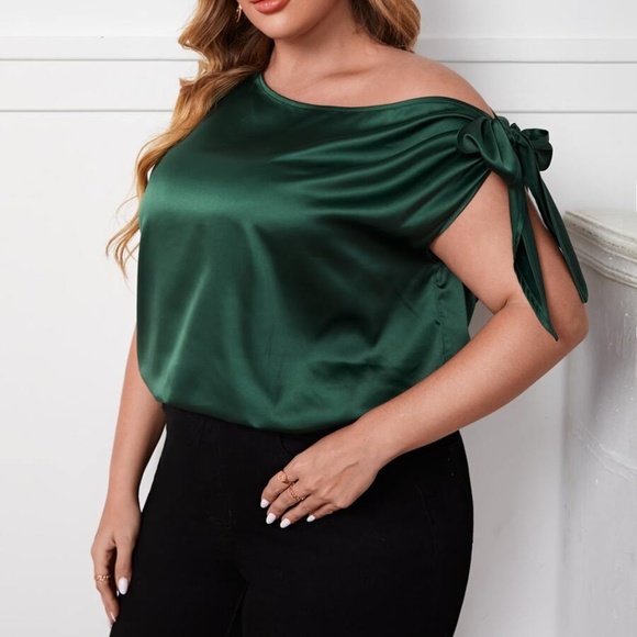 Green Off Shoulder Tie Satin Top - Picture 6 of 8